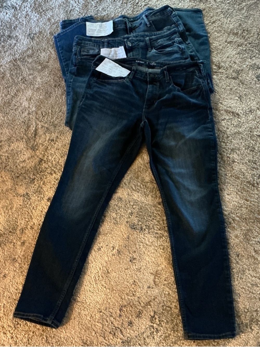 WONEN’S ROCKSTAR, SUPER SKINNY, STRETCH, SIZE 12 JEANS BY OLD NAVY. - Picture 3 of 3